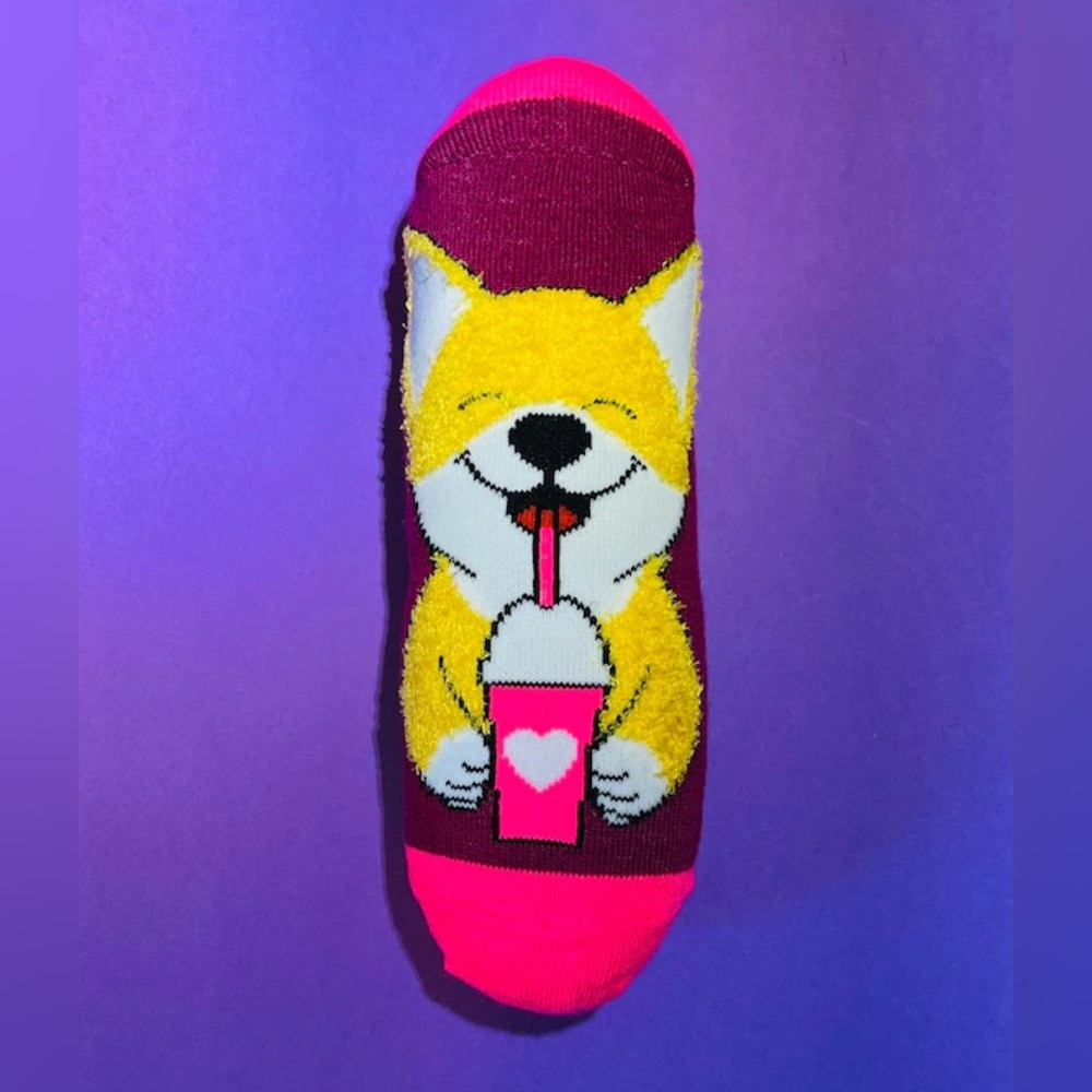 NWT Xhilaration Pembroke Welsh Corgi Dog Ladies Low Cut Socks Maroon Pink Cute